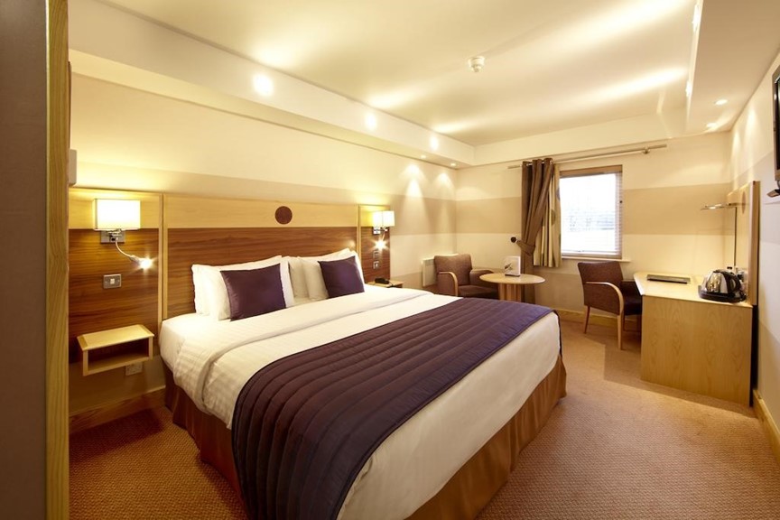 Cedar Court Wakefield Guest Rooms