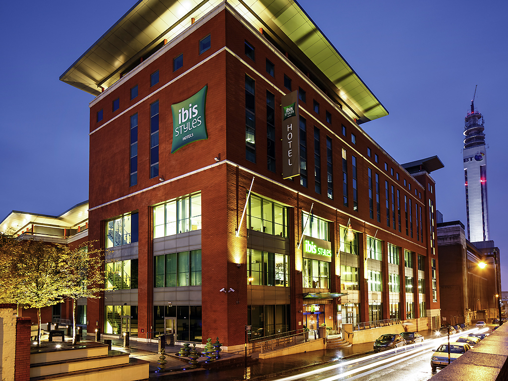 Photograph showing the outside if the Ibis hotel in Birmingham.